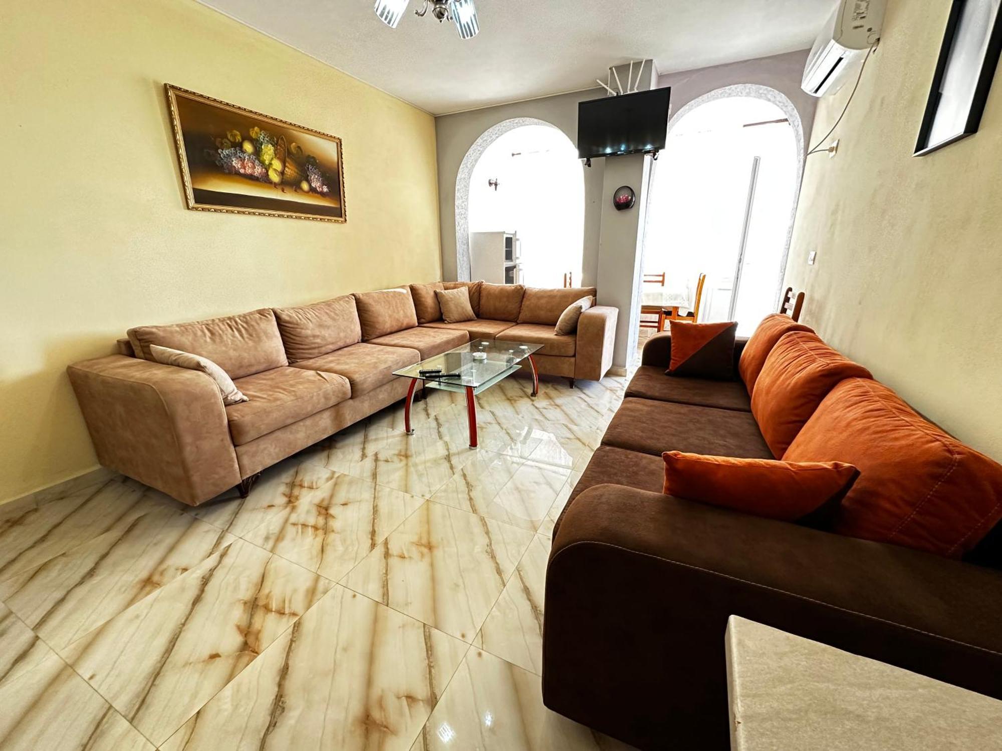 Romance Holiday Garden Inn Durres Bagian luar foto